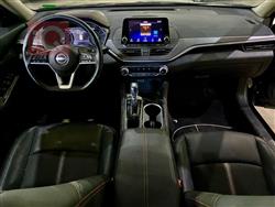 نیسان ئەلتیما